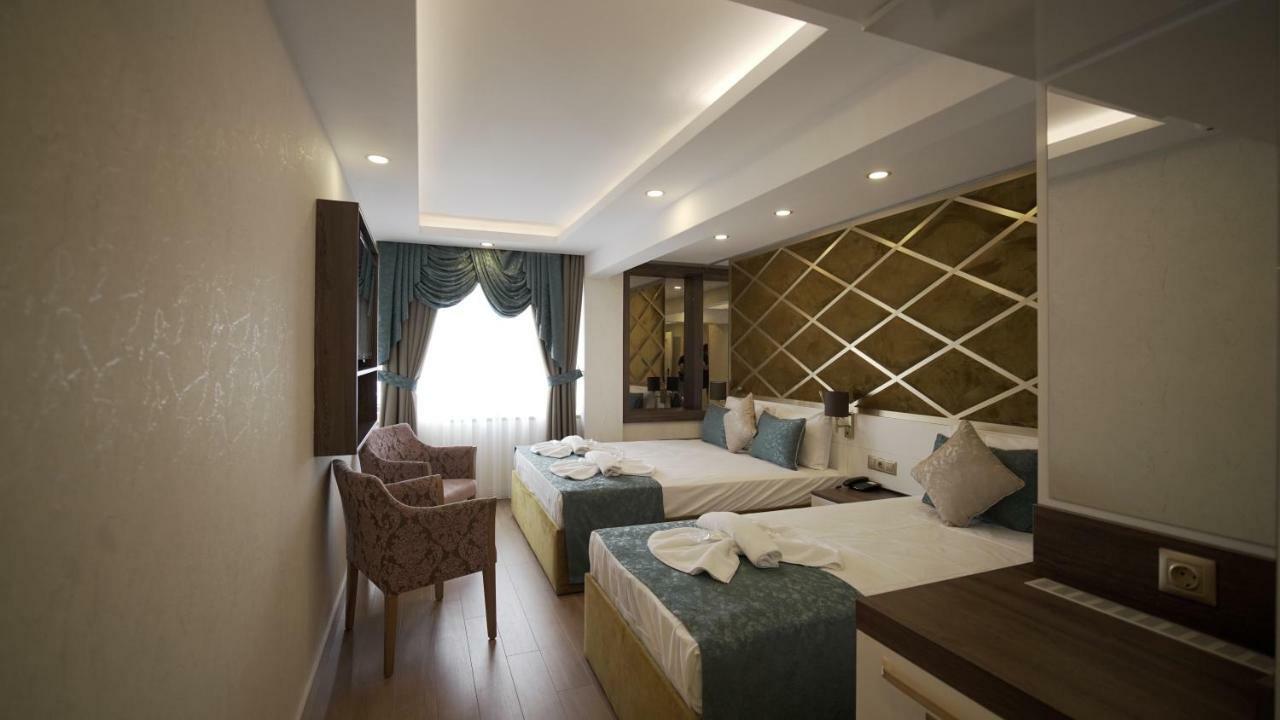 Camera Tripla Luxury