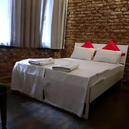 Arx Suites-2